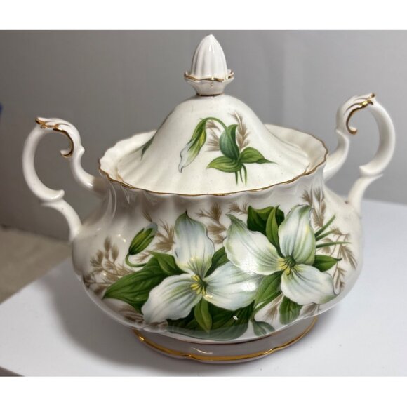 Royal Albert Trillium Creamer & Lidded Sugar Bowl Set 1975 Vintage - Picture 8 of 13